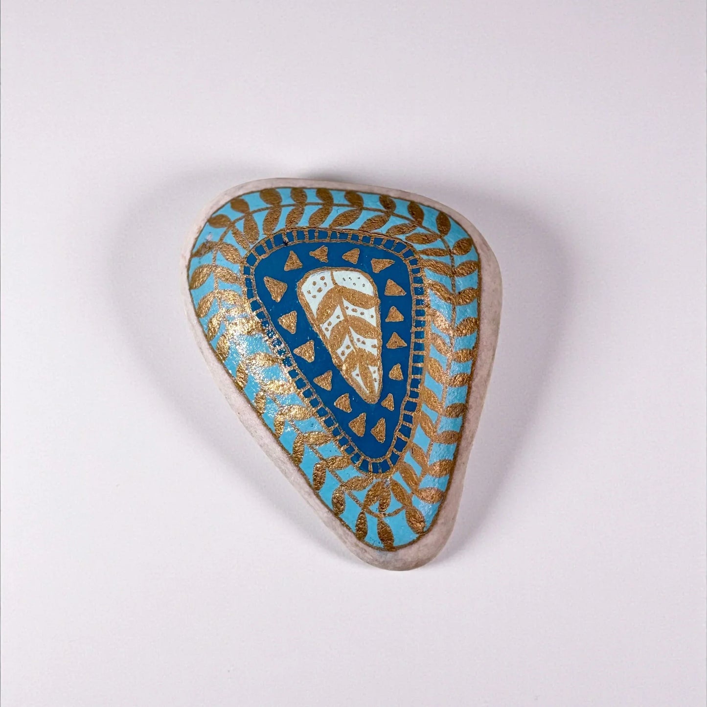 Piedra decorativa pintada a mano - Pm_Art